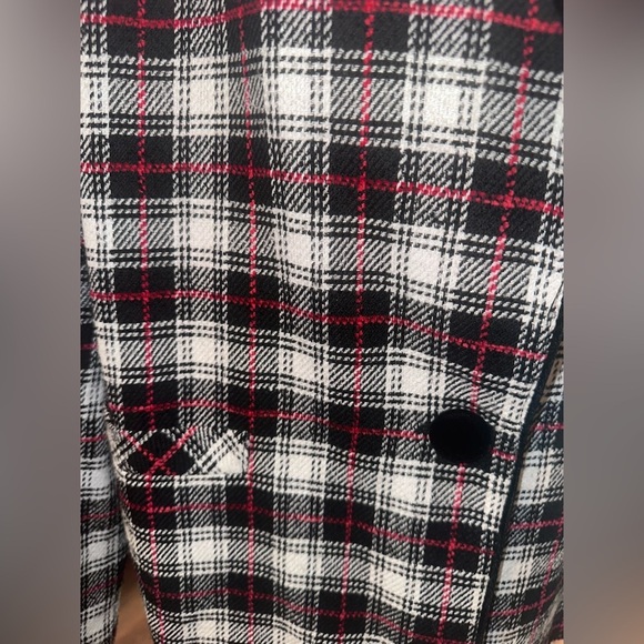 🔥🔥Vintage plaid blazer with velvet button and trimming - Picture 3 of 5
